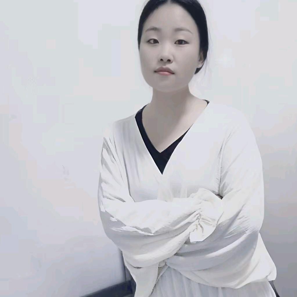 小龙女。