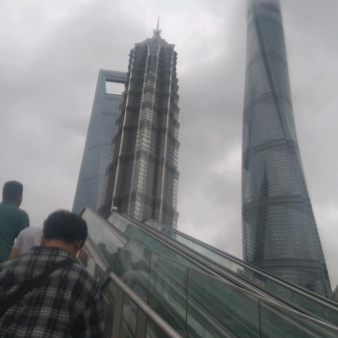 爱自己比谁爱你都靠谱