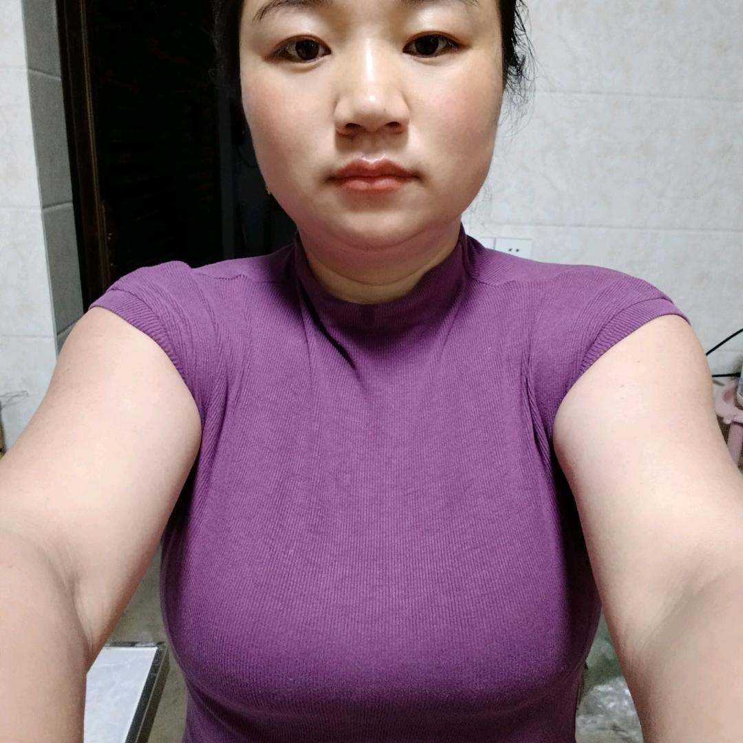 贵州兴义花妹养蜂