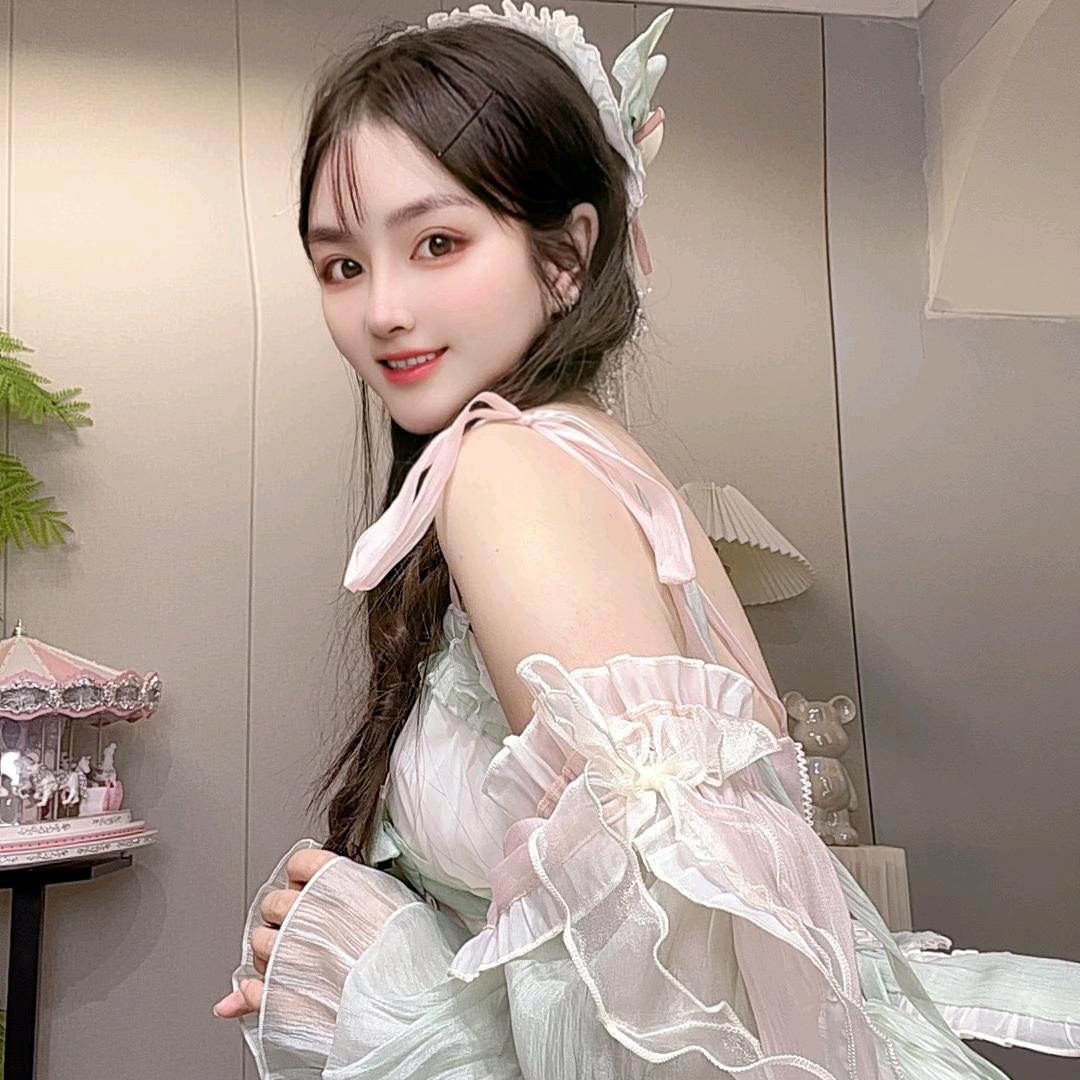 萌璐璐
