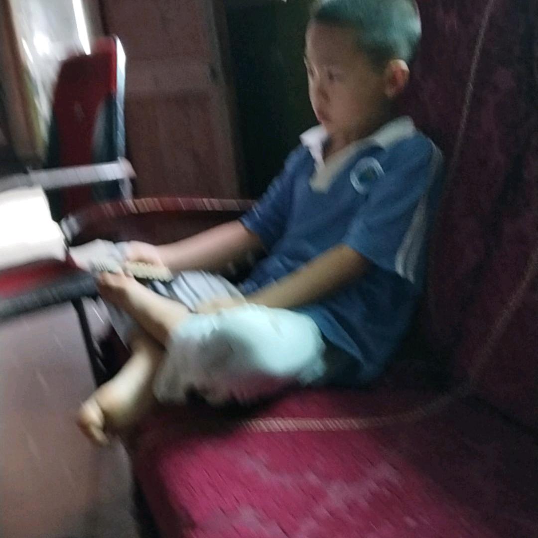 用户4042767098247彭哥