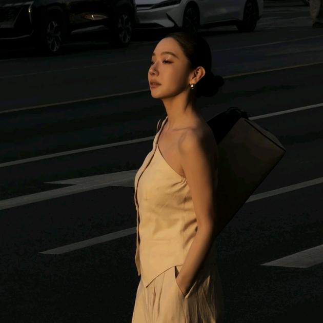 LiLi-李慧儿生活号轻奢风穿搭