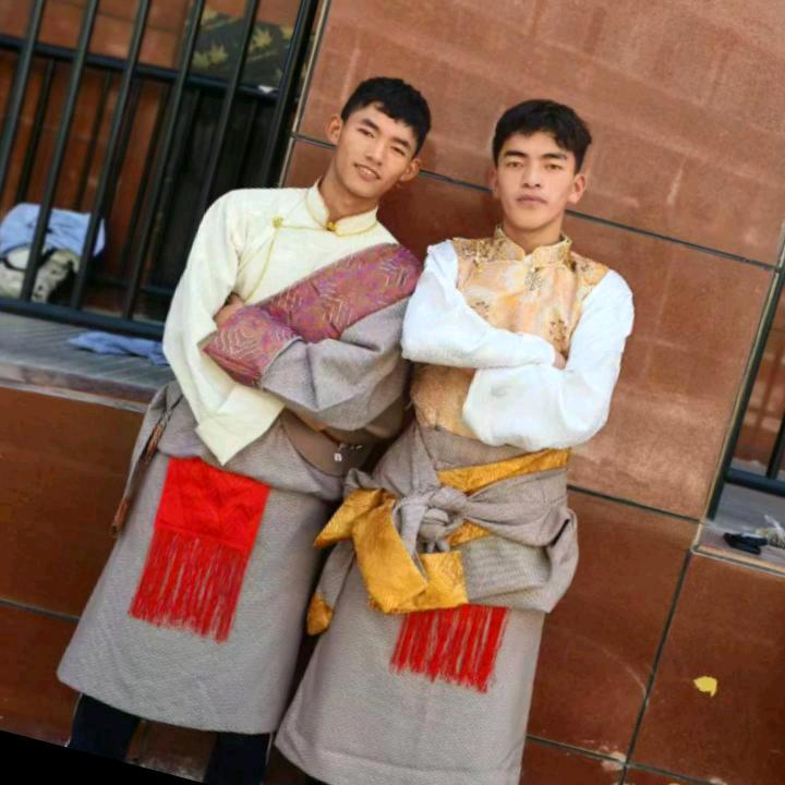 达瓦罗布