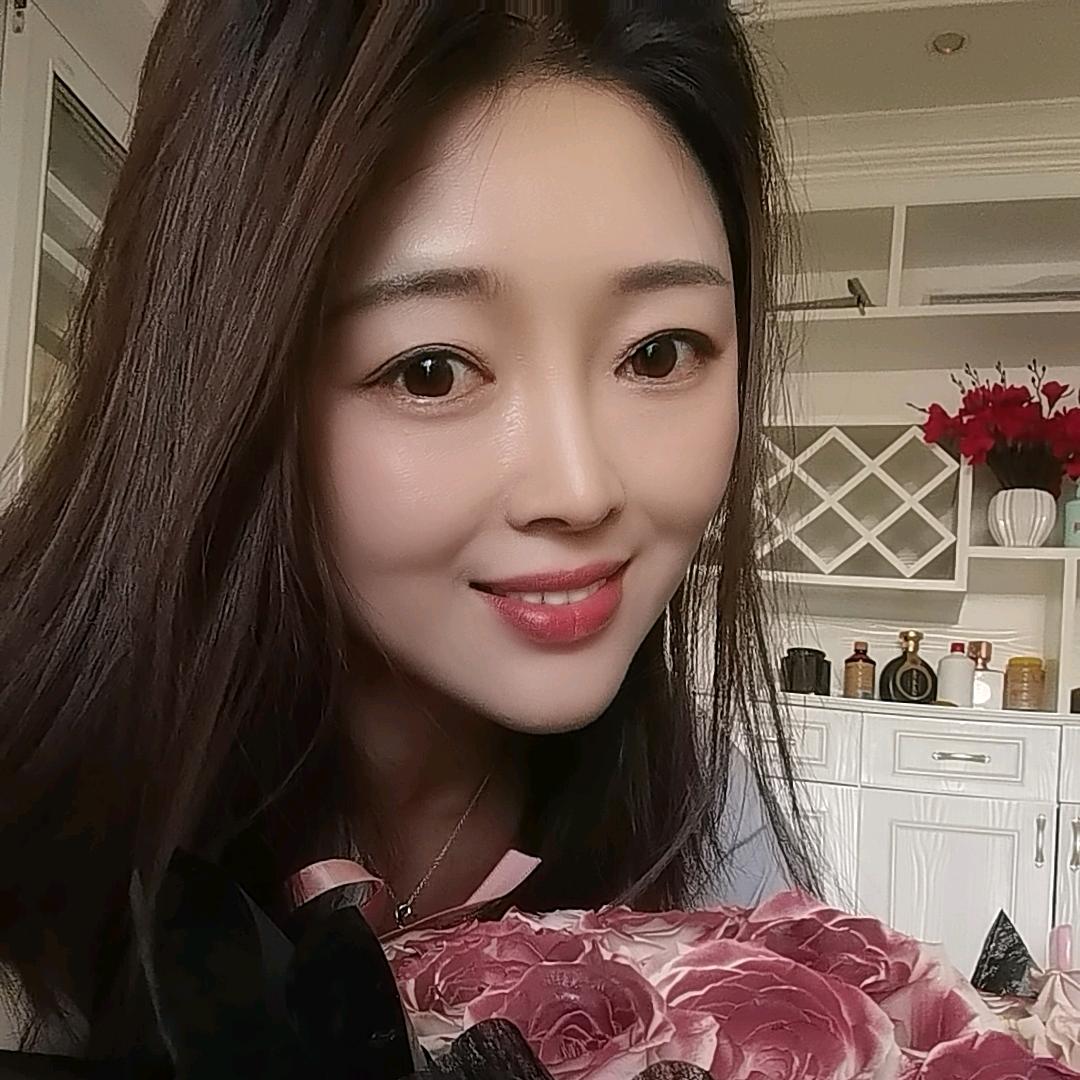 何美梅