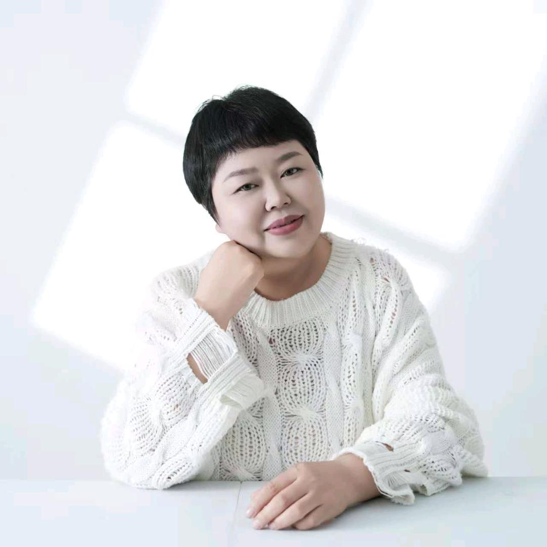 影创影视化妆学校吕老师