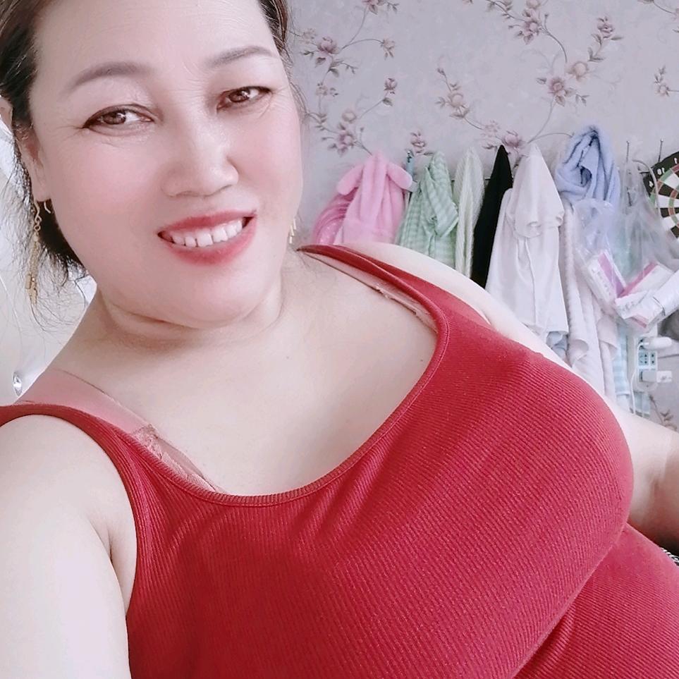 开心快乐的女人