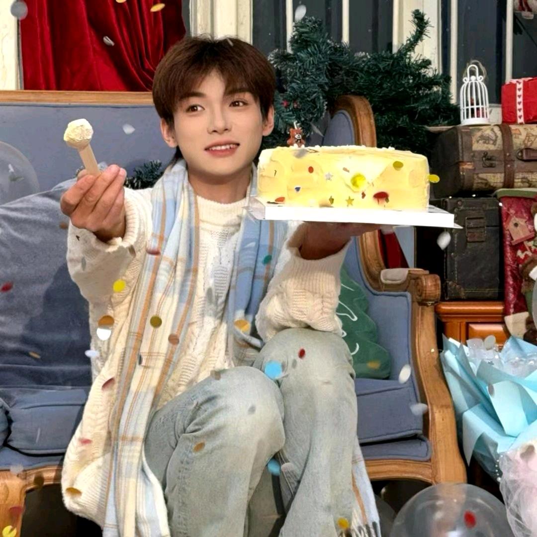 💛子聪服饰柳姐hy💛