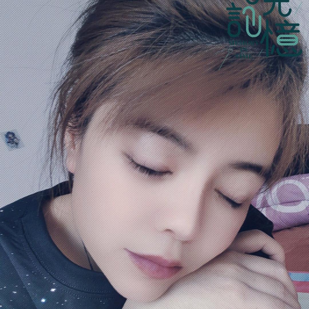 《做自己的小佛爷》(o^з^o)💞