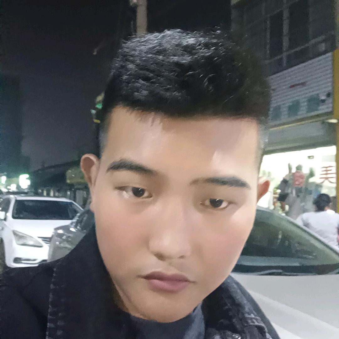 李天赐