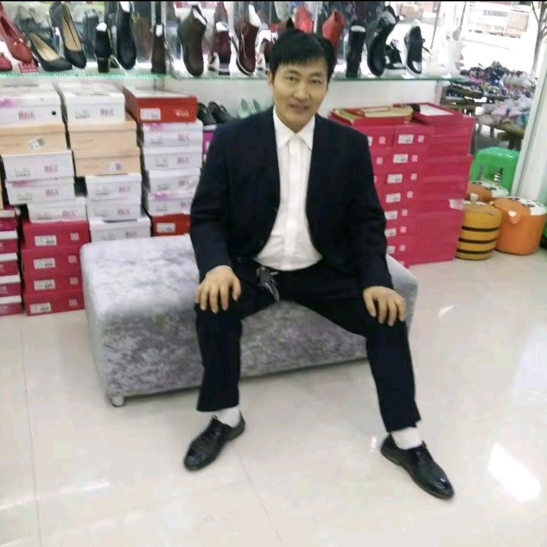 猛男也温柔