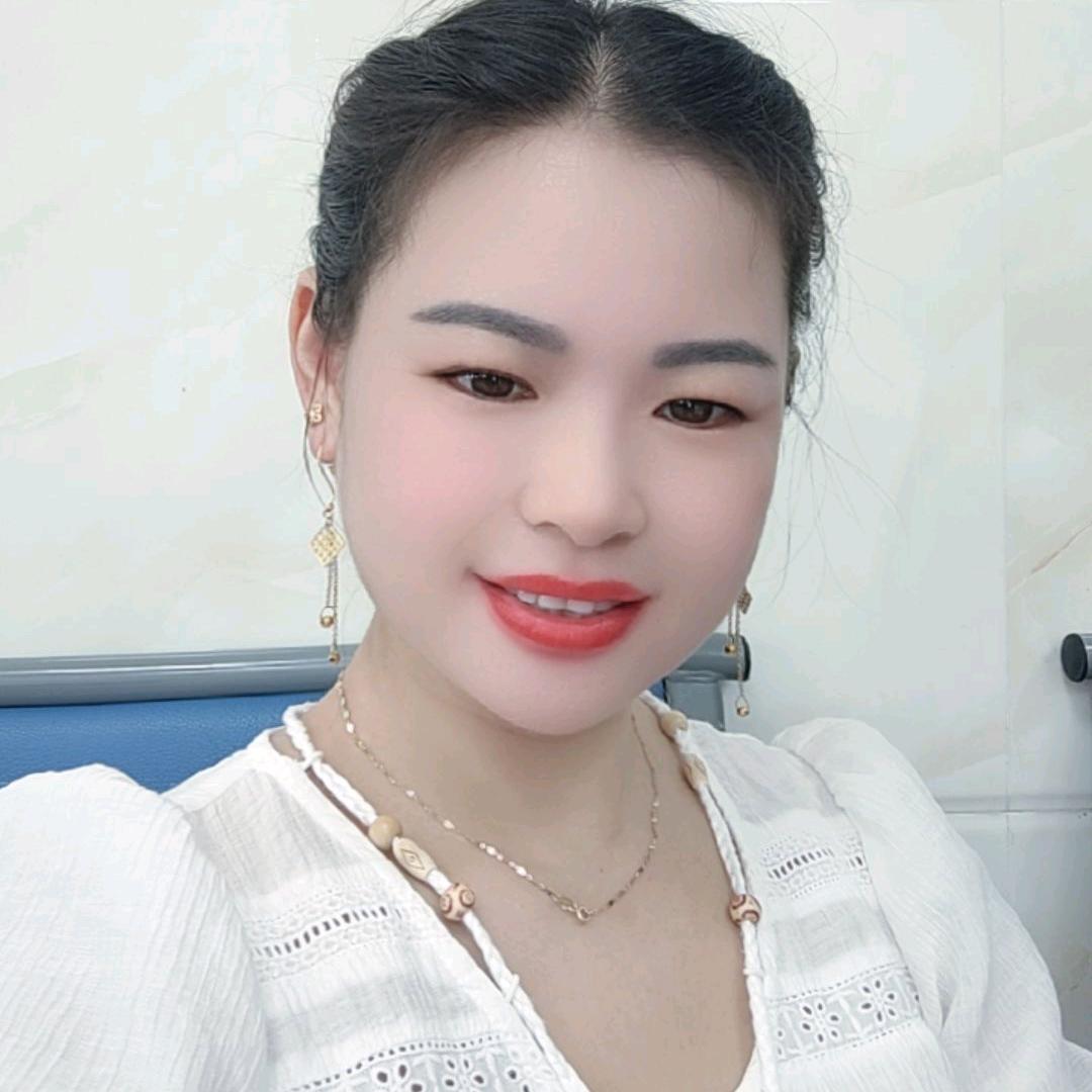 润香飞大锅卤菜恰得个个哒叫嘎嘎香