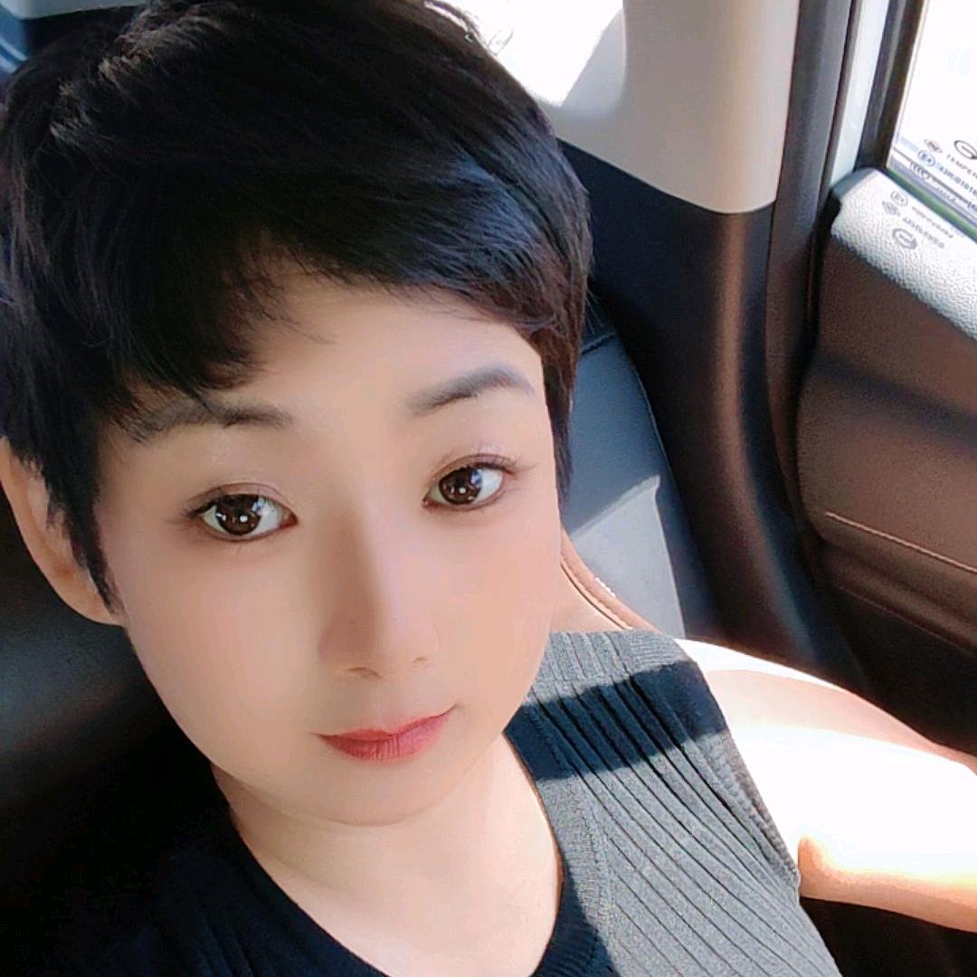 子长SG男装专业搭配师小宜