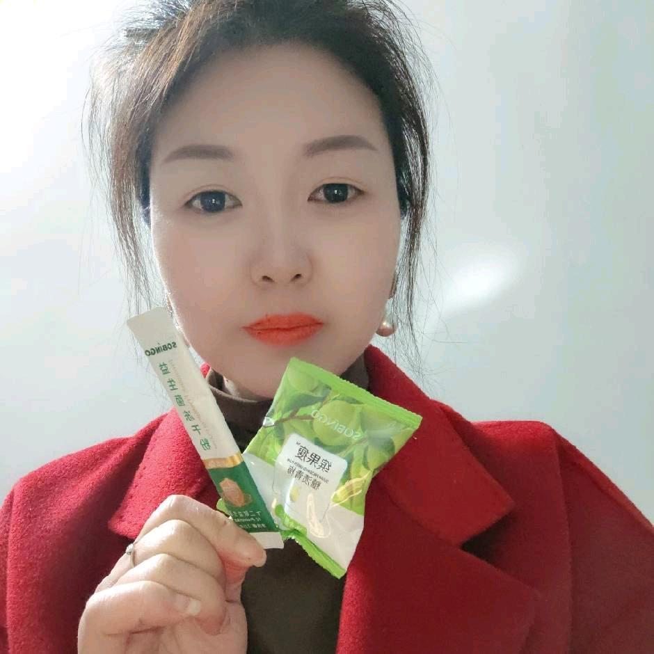 海燕在家玩手机赚💰