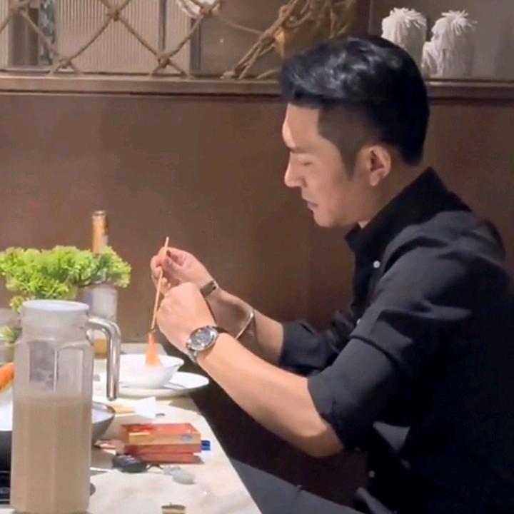 冉先森，