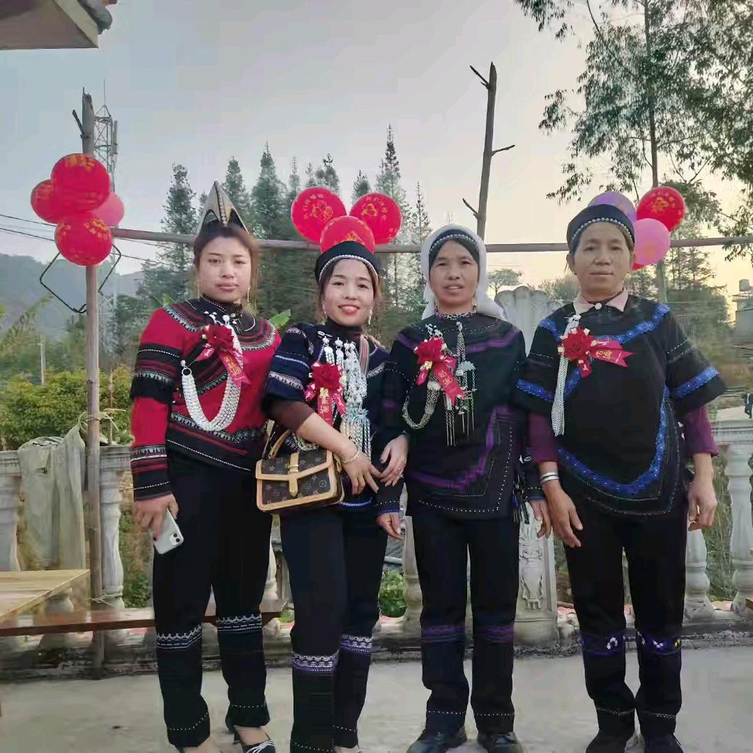 🍀相见恨晚💍🌹💅🏻