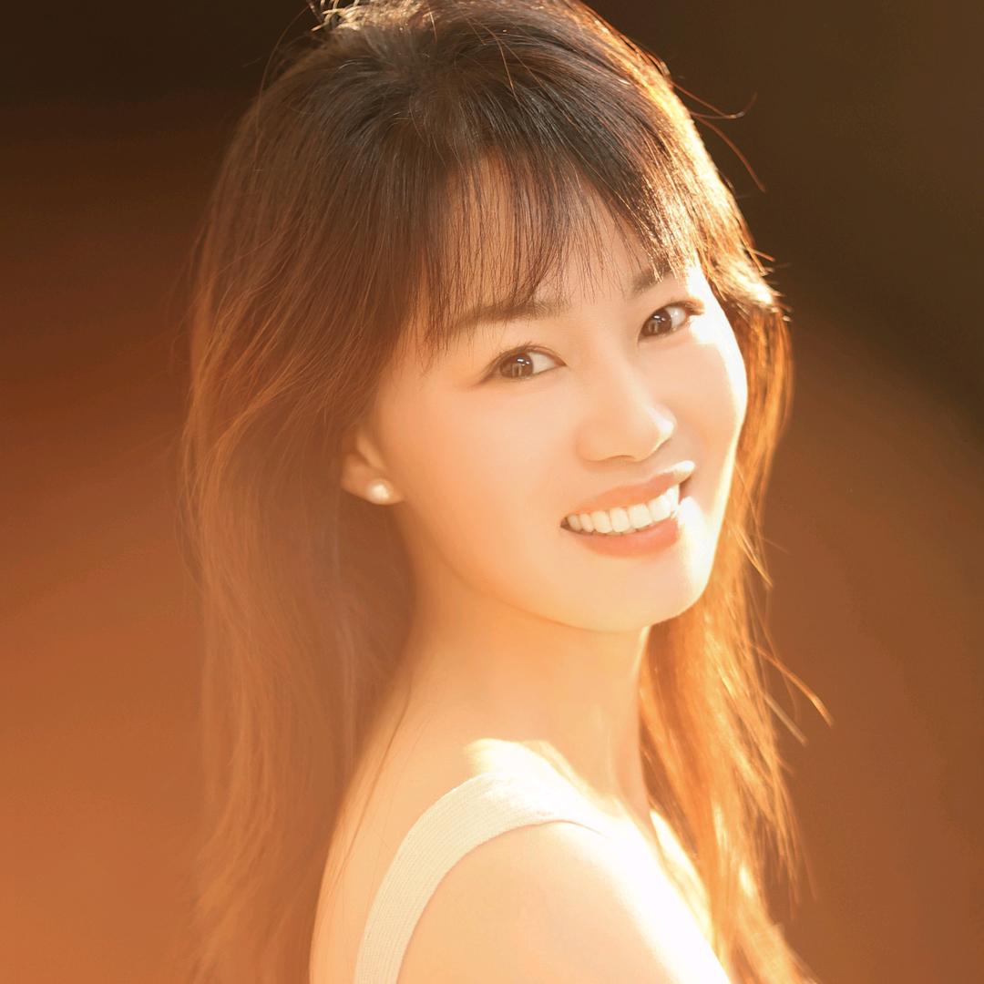 @玲