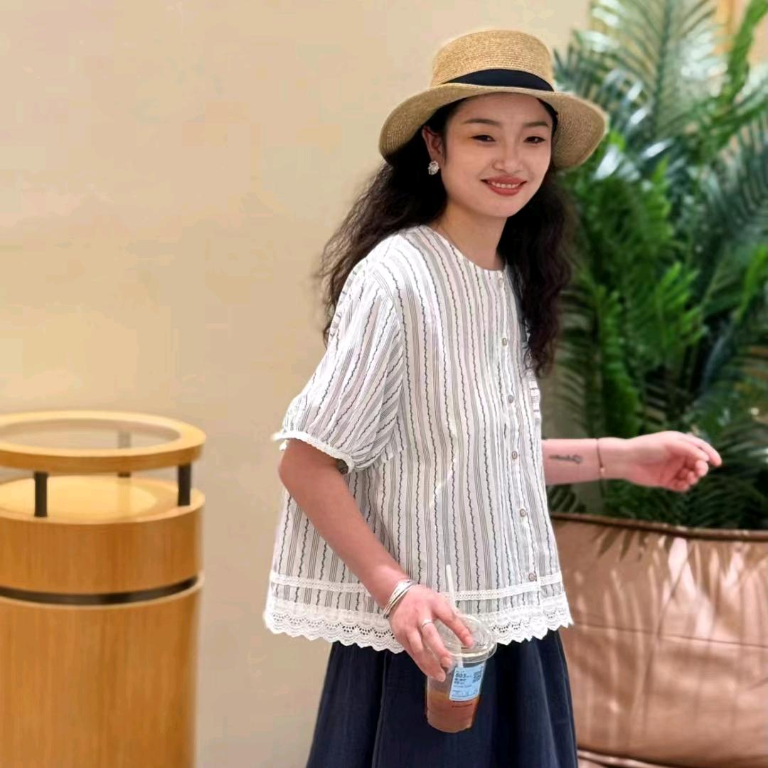 本色布依张家界店