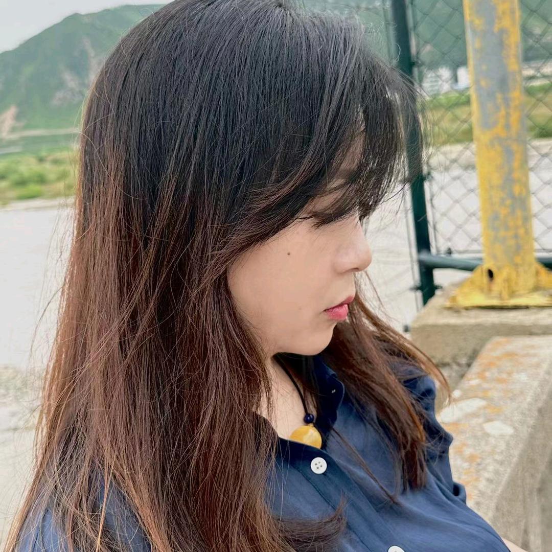 佛系爱斗小魔女