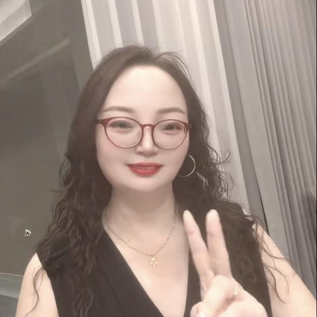 牛镇芳姐{征婚交友}
