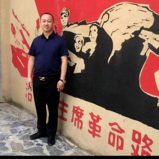 黄土地啥也不长就长感情