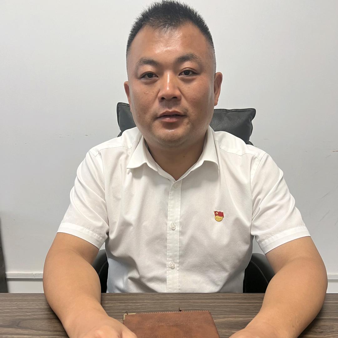 村支书曹振栋