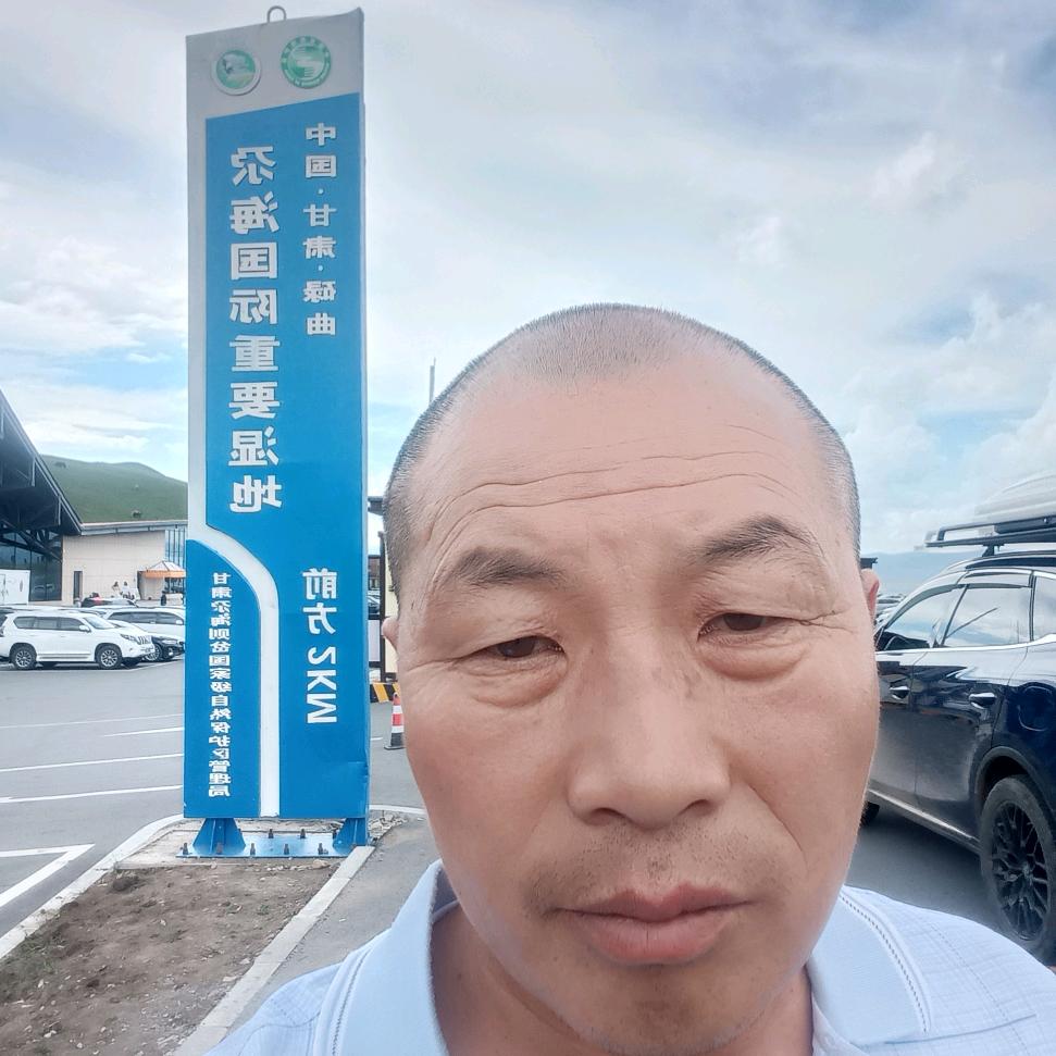 徐世明（甘肃临夏花儿直播间）
