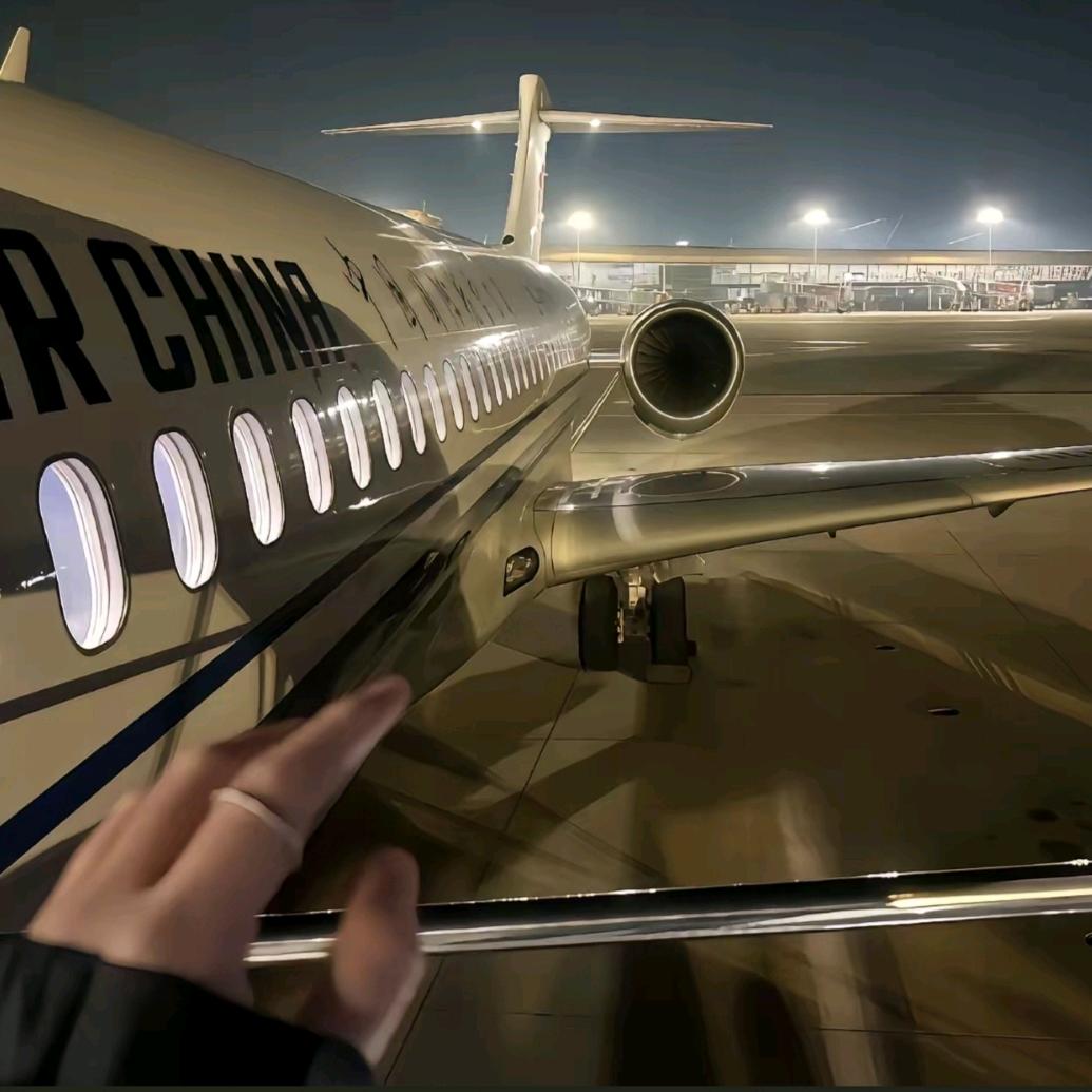 胶己人এ᭄ꦿ꯭🍊