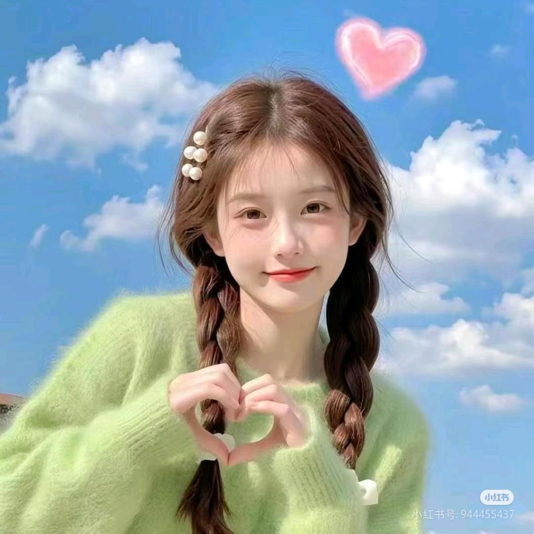 爱吃零食的女孩