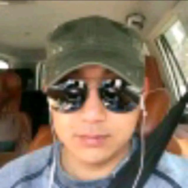 玩猪的那个少年！！！