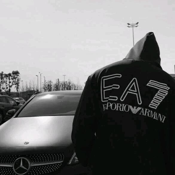 平凉飞奥车行   小杨