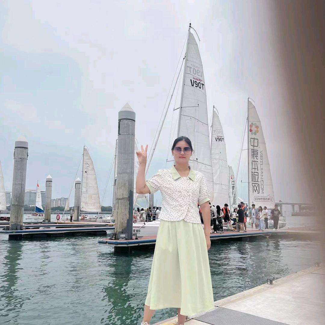 你看我笑靥如花305