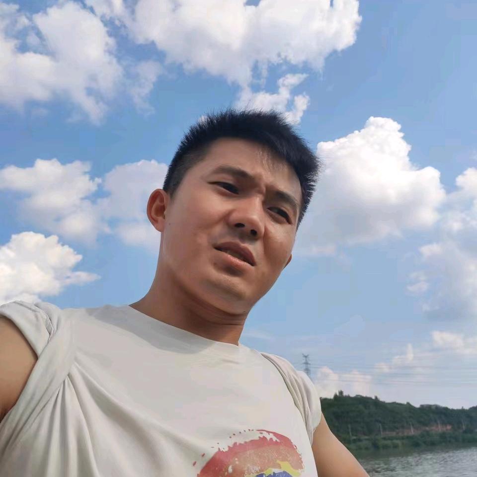 向阳而生。  🇨🇳