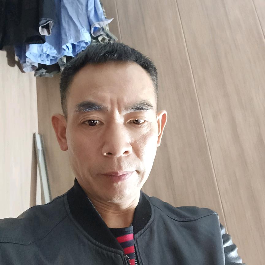贴砖，粉粗沙，刮涂料，专业，熊应江