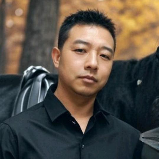 ꧁꫞꯭过往不念꫞꧂