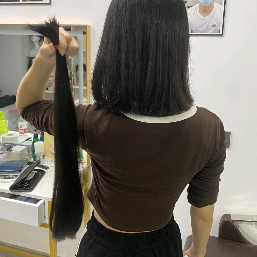 梁芳假发收长头发