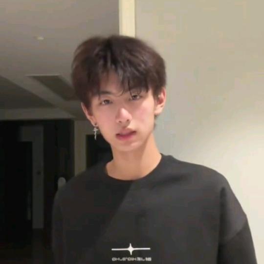 用户7842910356.