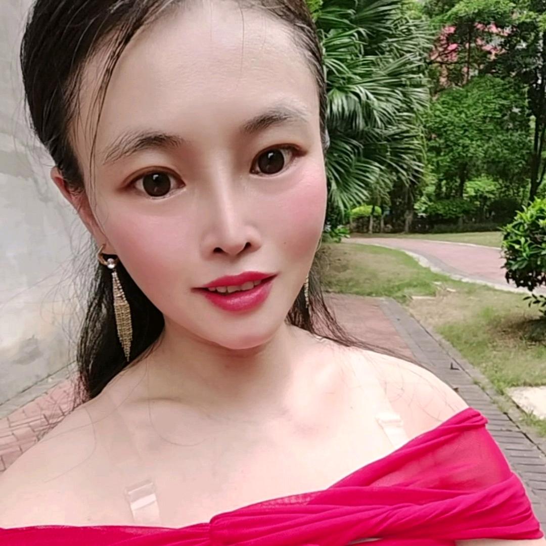 袅袅
