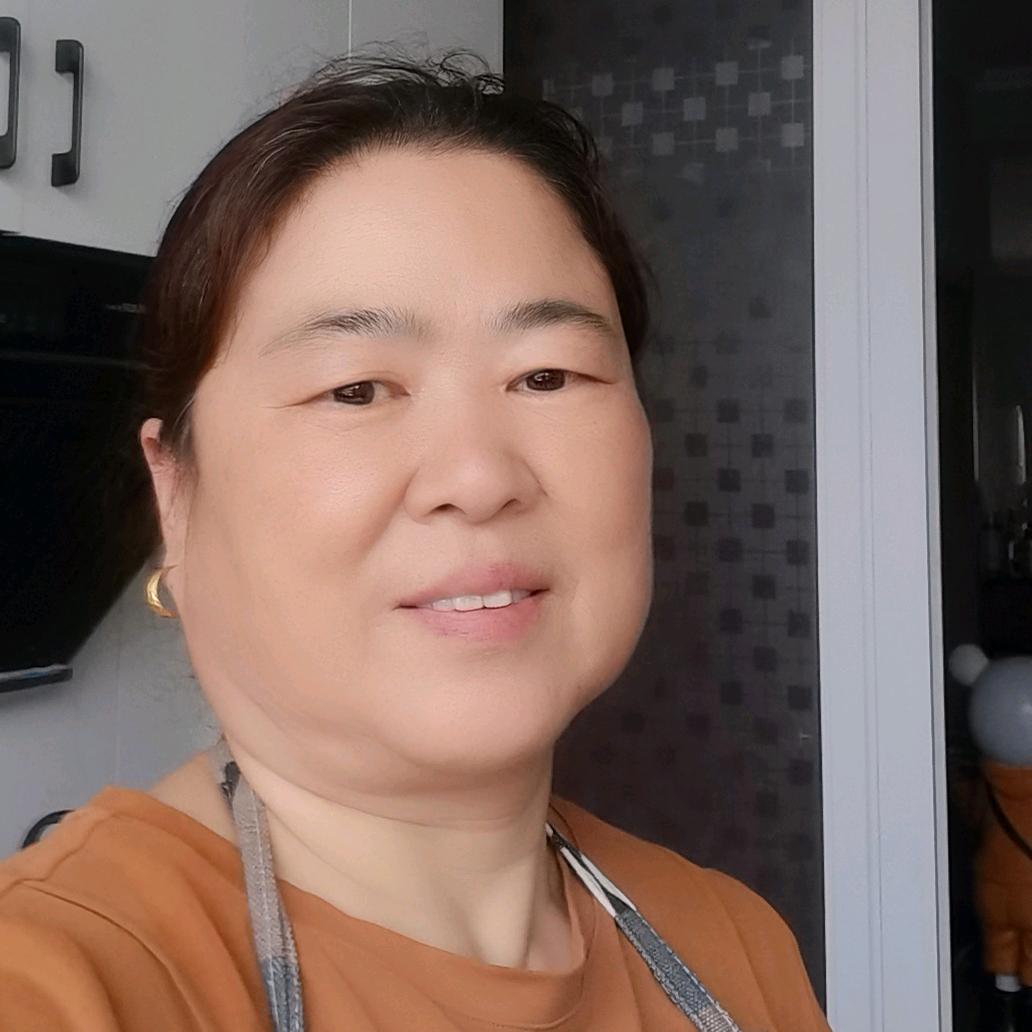 梅姐（首播晚上8点10）开播号在主页