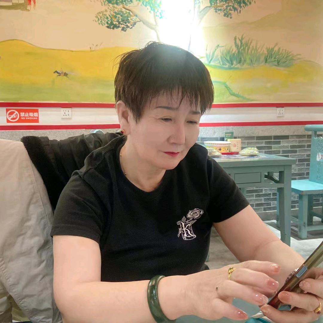 姥姥有两个宝
