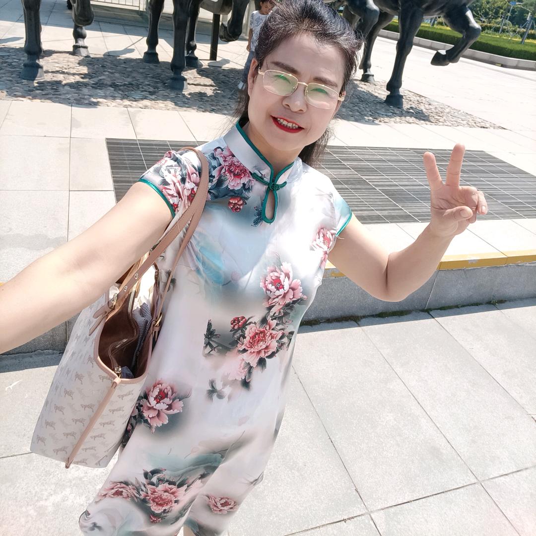 青青任姐