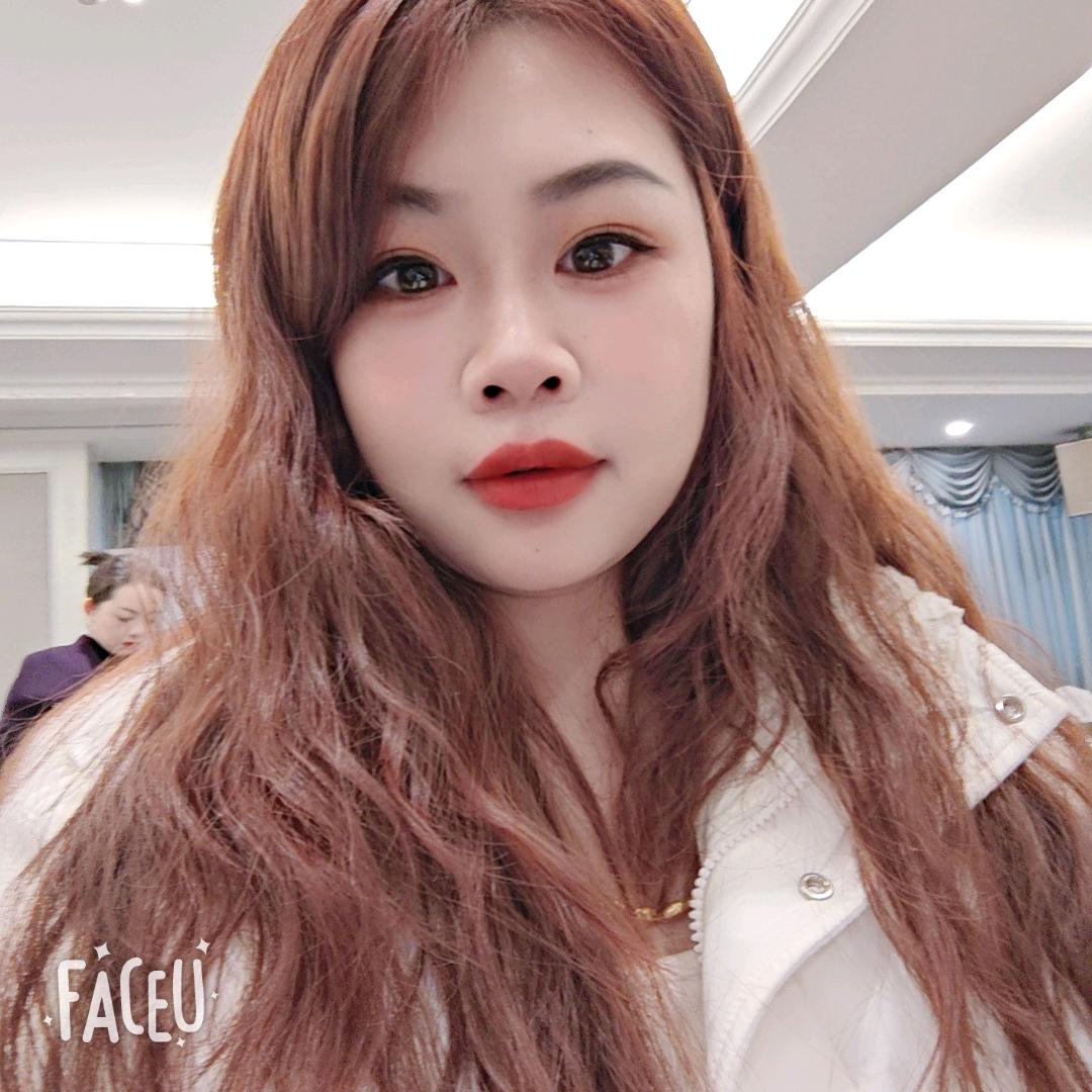 她所脸精灵水光屋