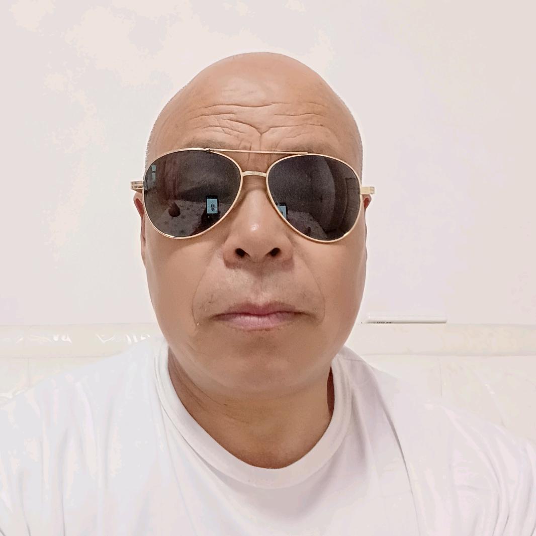 扬刀立马闯天崖