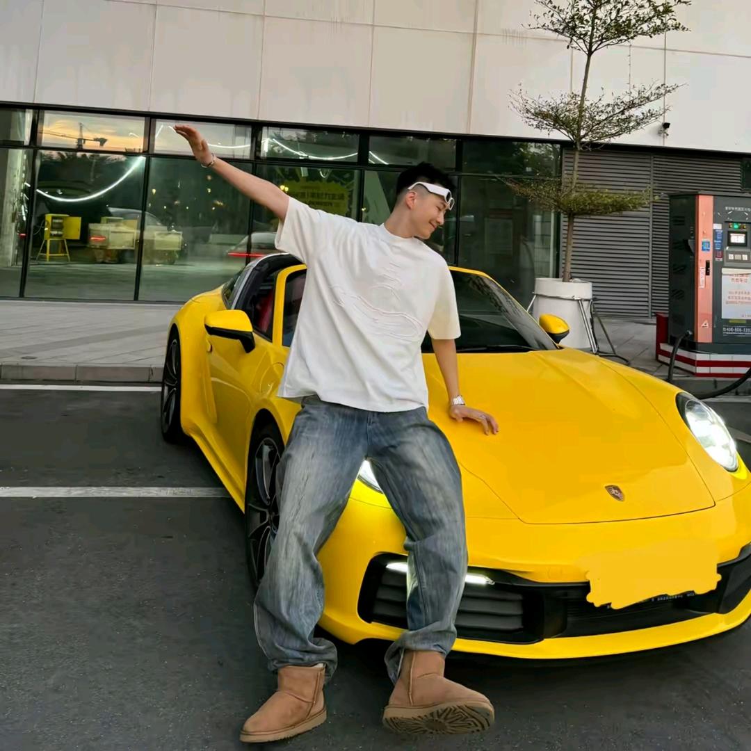 陈發財【时尚男装】