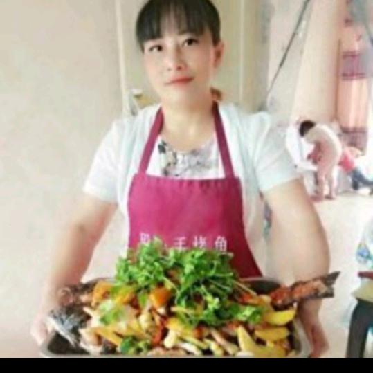 牛场街上留一手烤鱼