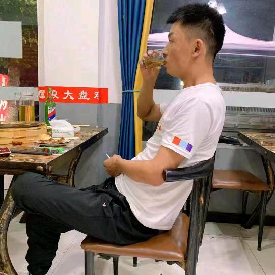 小    韩