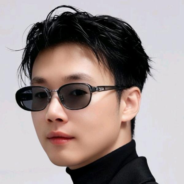 说房的小峰