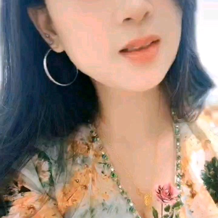 伤心女