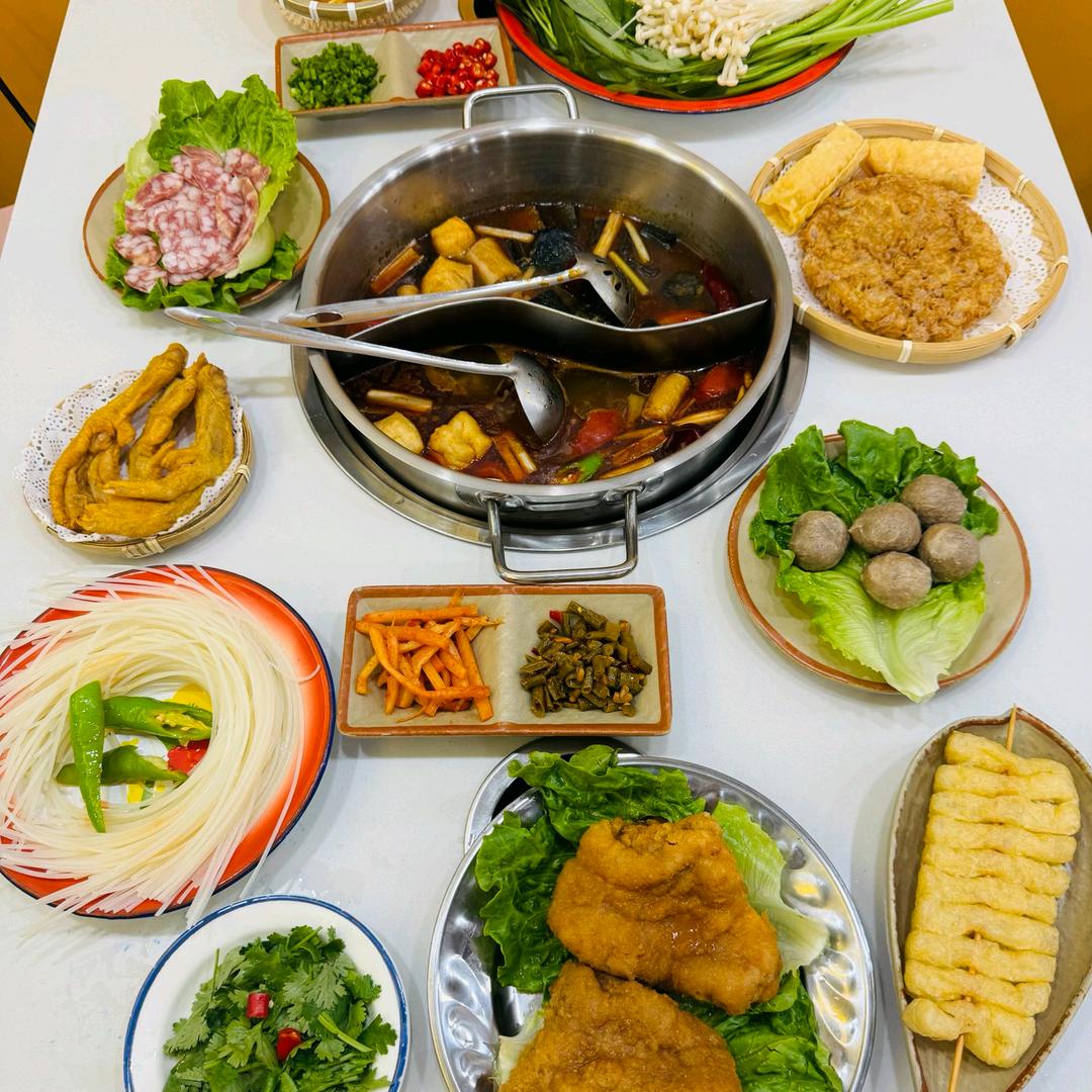 爱新觉螺螺蛳粉火锅