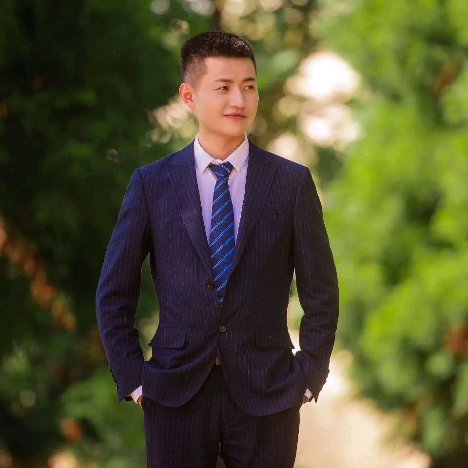 做二手车的谢黄堡