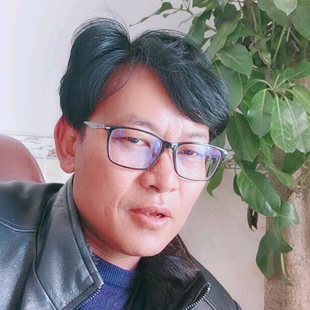 云南山歌范文其